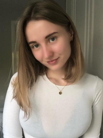 Викуся